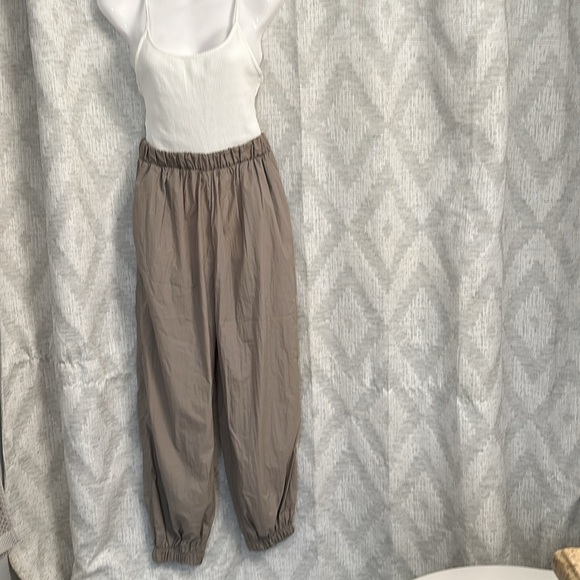 ZARA jumpsuit stretch adjustable straps top with silky moda pants w/ pockets - Picture 2 of 7